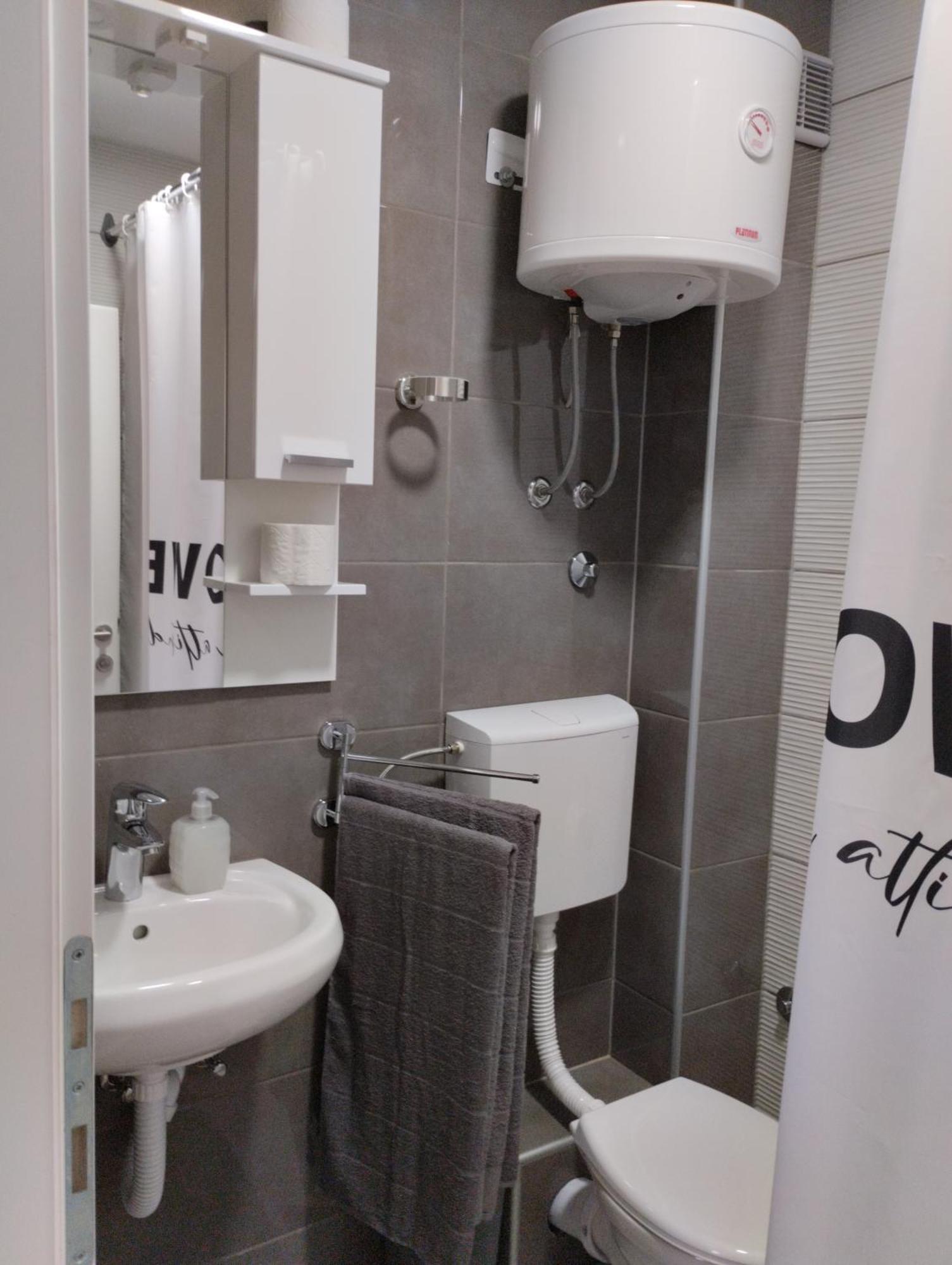 Iris Daire Ivanica Dış mekan fotoğraf